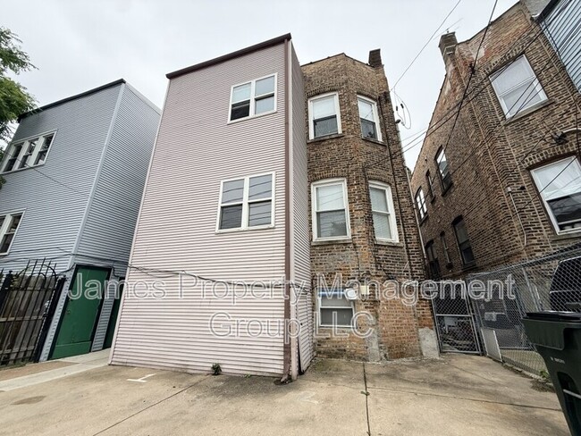 Building Photo - 2524 W Cortez St