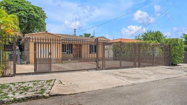 Building Photo - 3333 SW 1st St