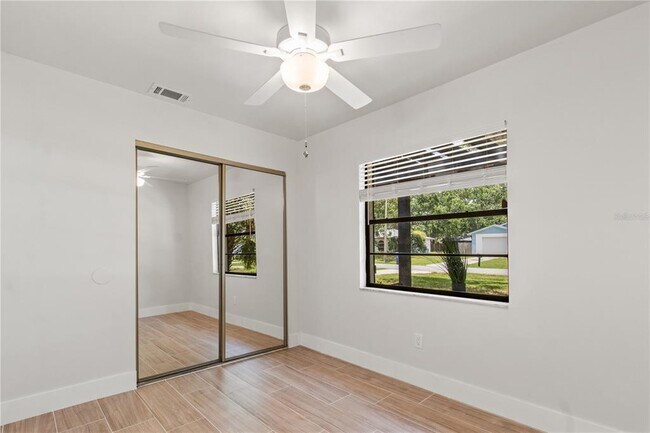 Building Photo - 3818 Meridian Pl