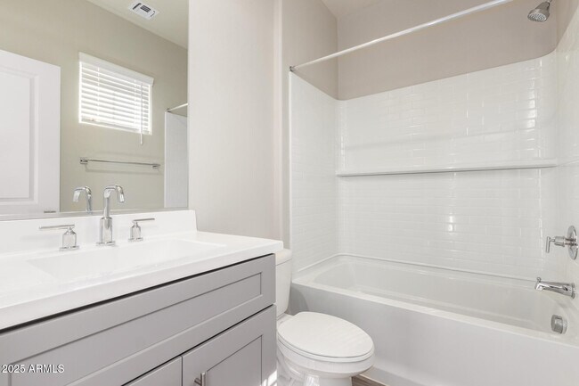 Building Photo - 6568 N 15th Dr