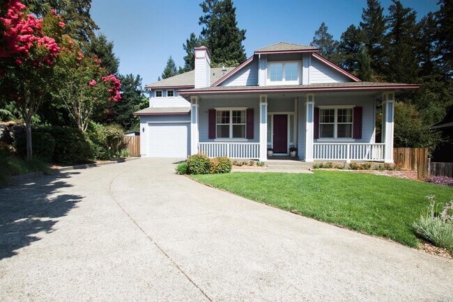 Building Photo - Beautifully Updated 5 Bedroom, 4 Bath Home...