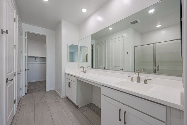 Building Photo - NEWLY BUILT HOME IN LAVEEN OFF 202 & DOBBI...