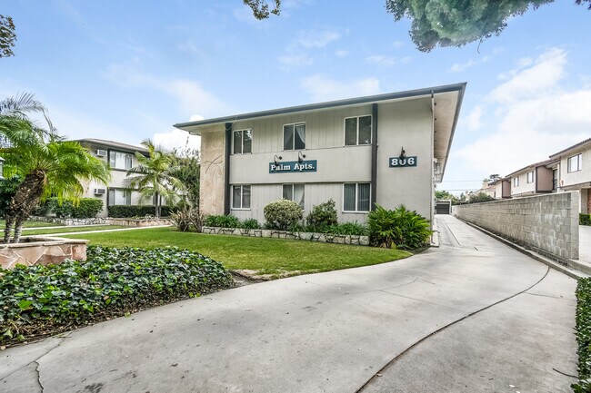 Primary Photo - 806 Arcadia Ave