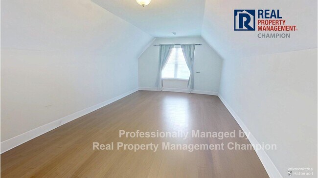 Building Photo - 4 BD/2.5 BA off Middle Sound Loop w/ Large...