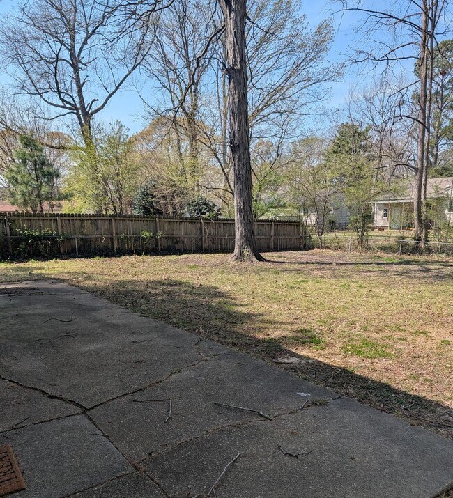 Building Photo - POCAHONTAS VILLAGE