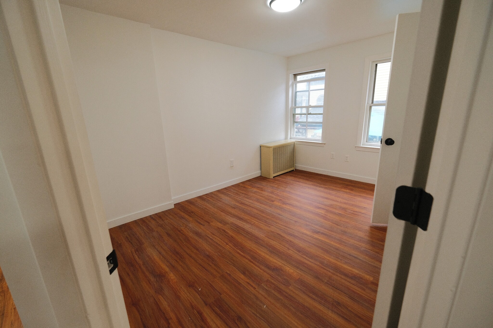 Building Photo - 56 Pleasant St