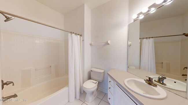 Building Photo - 10550 Baymeadows Rd