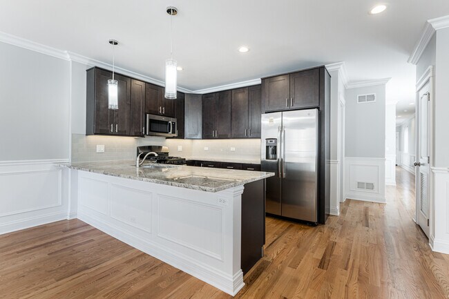 Building Photo - 4017 N Monticello Ave