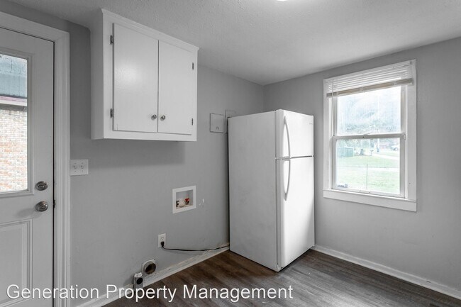 Building Photo - 2 br, 1 bath House - 3921 Bennett Rd