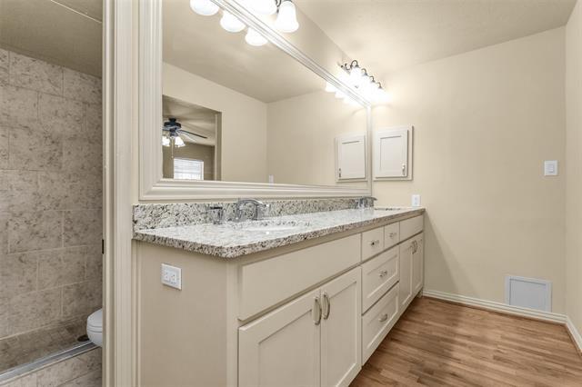 Building Photo - 556 Freestone Dr