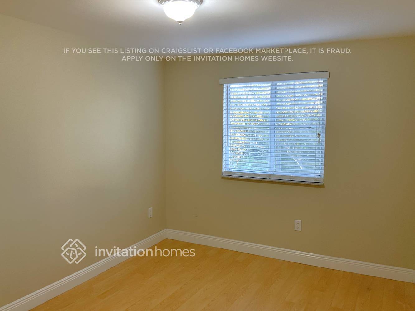 Building Photo - 7663 N Southwood Cir