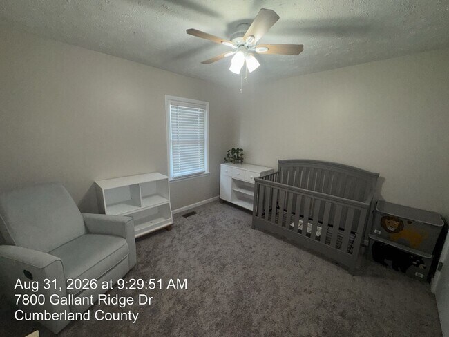 Building Photo - 7800 Gallant Ridge Dr