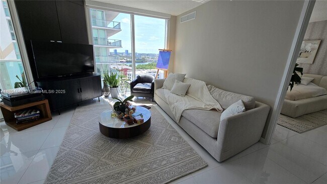 Building Photo - 250 Sunny Isles Blvd