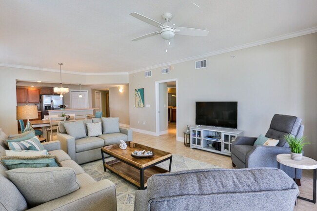 Building Photo - 3 Bedroom/ 2.5 Bath Oceanfront Condo, Blocks from Flagler Ave