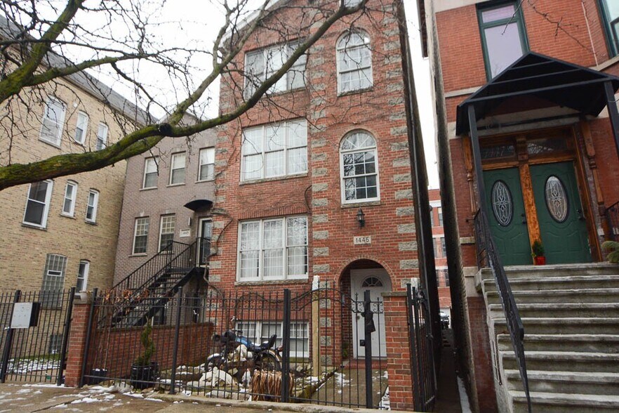 Primary Photo - 1445 W Cortez St