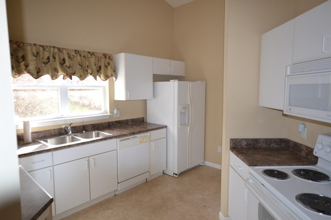 Building Photo - 39B Jacobs Way Dr