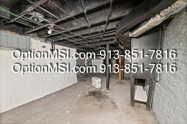 Building Photo - Newly Remodeled 3-Bedroom Home in Kansas C...