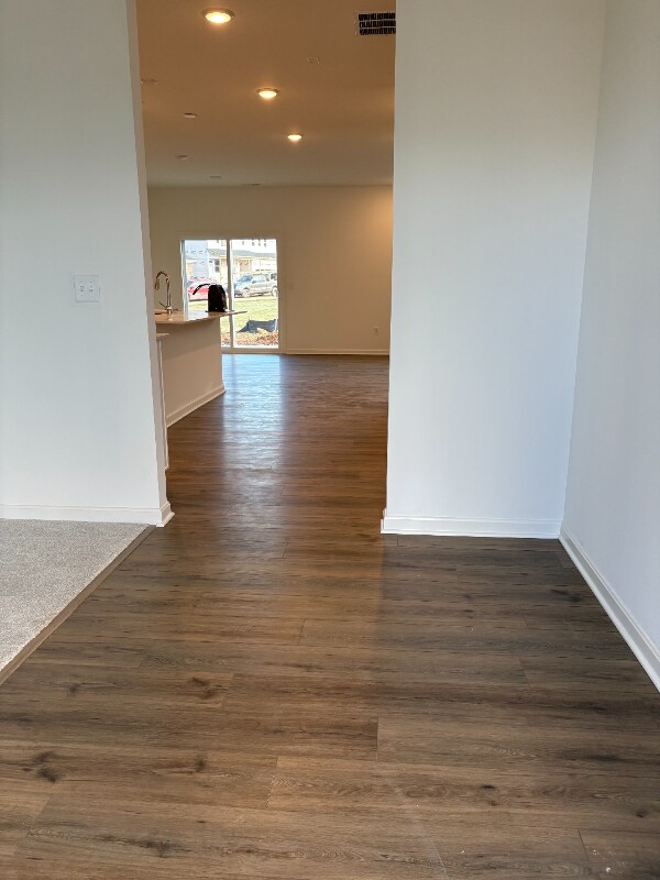 Building Photo - 2003 Lyndon Green Cir