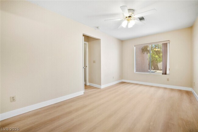 Building Photo - 3775 Emerald Bay Cir