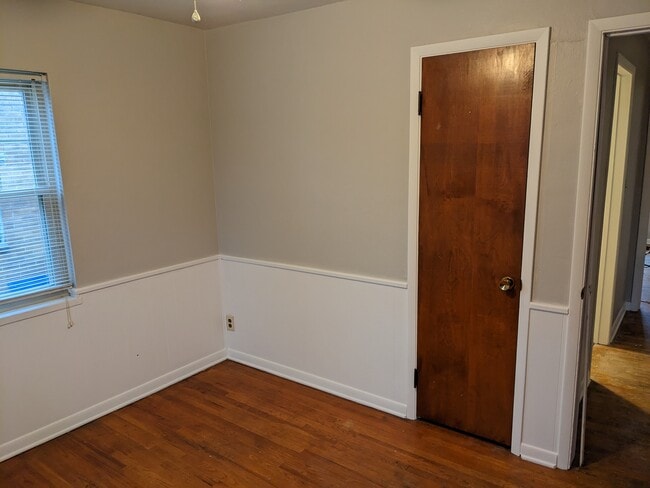 Building Photo - 832 Greenmount Blvd