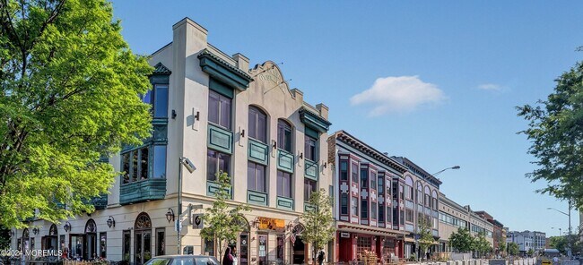 Building Photo - 1503 Emory St