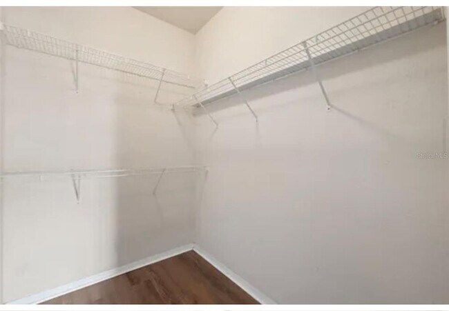 Building Photo - 10209 Courtney Palms Blvd