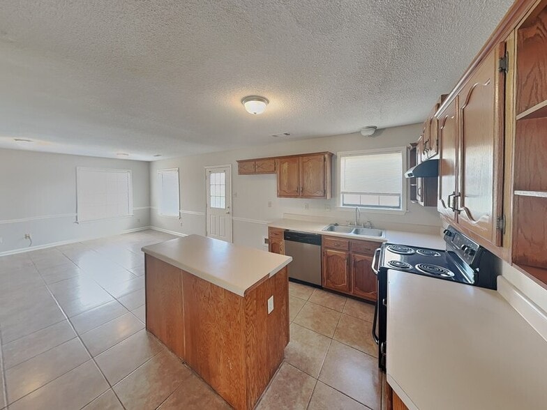 Building Photo - 7348 Ginger Snap Cove