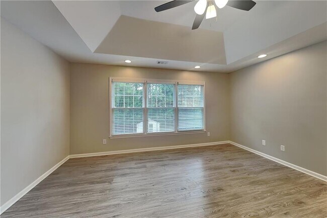 Building Photo - 5404 Oxford Chase Way