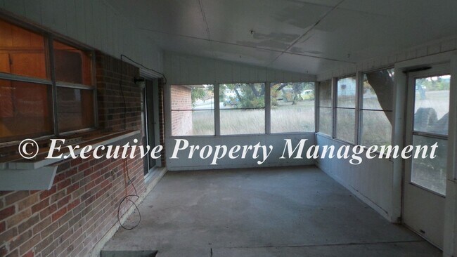 Building Photo - 7544 FM 2657