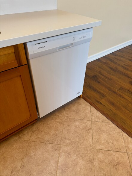 Building Photo - 1800 Camden Ave