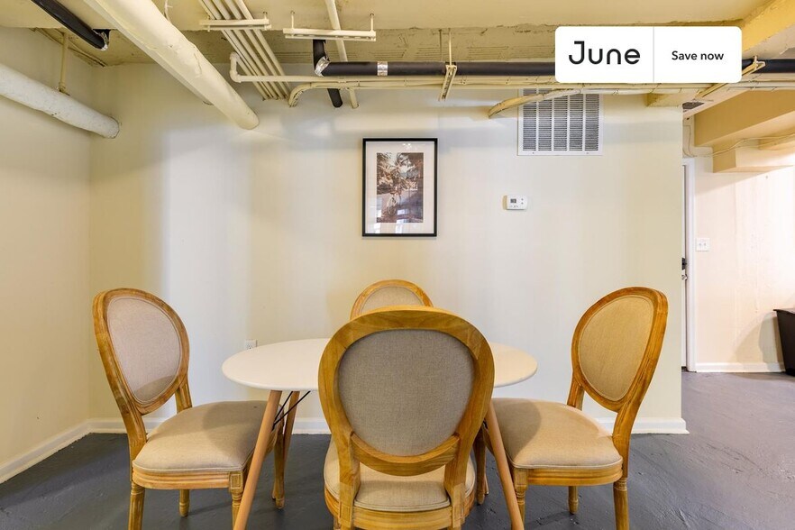 Building Photo - 1811 S Street NorthWest