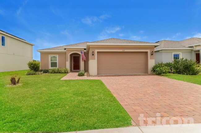 Building Photo - 727 Benjamin Trail