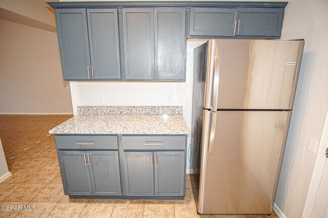Building Photo - 5902 Redstone Mesa Ct