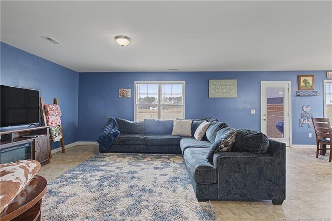 Building Photo - 21 Terrier Ct