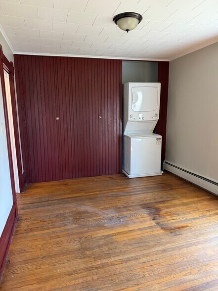 Building Photo - 6452 Collamer Rd