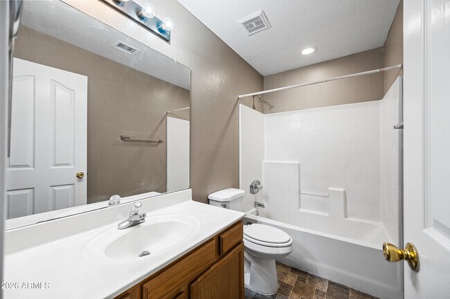 Building Photo - 3719 E Inverness Ave