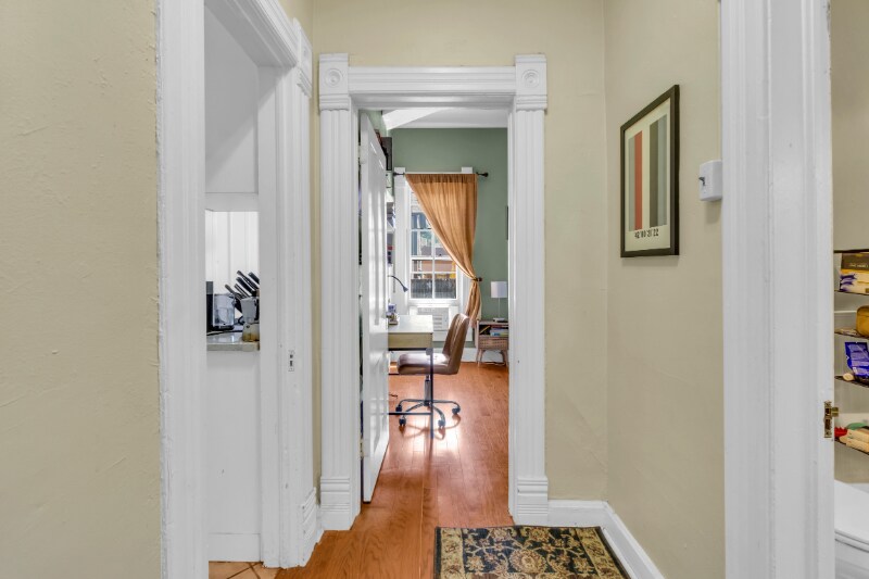 Building Photo - 2154 Lafayette St