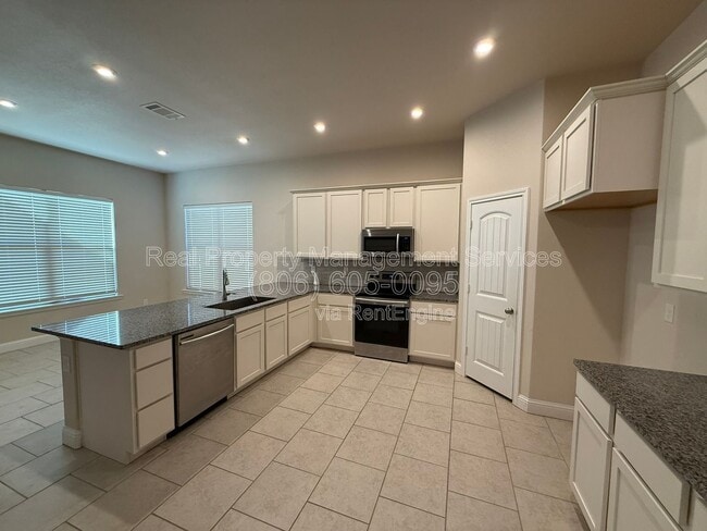 Building Photo - 7115 90th St