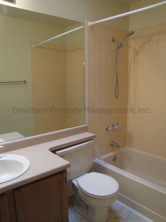 Building Photo - 5624 Corinth Dr