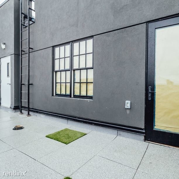 Building Photo - 83 Starr St