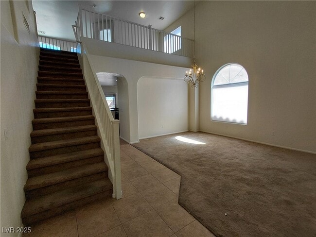 Building Photo - 452 Crocus Hill St