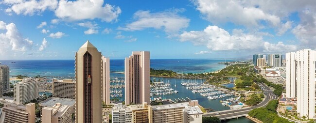 Building Photo - 1551 Ala Wai Blvd