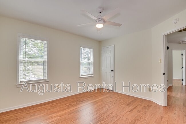 Building Photo - 4401 Pierwood Way