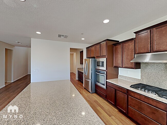 Building Photo - 2367 Hancock Dr