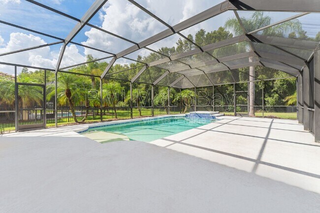 Building Photo - 10886 Cory Lake Dr