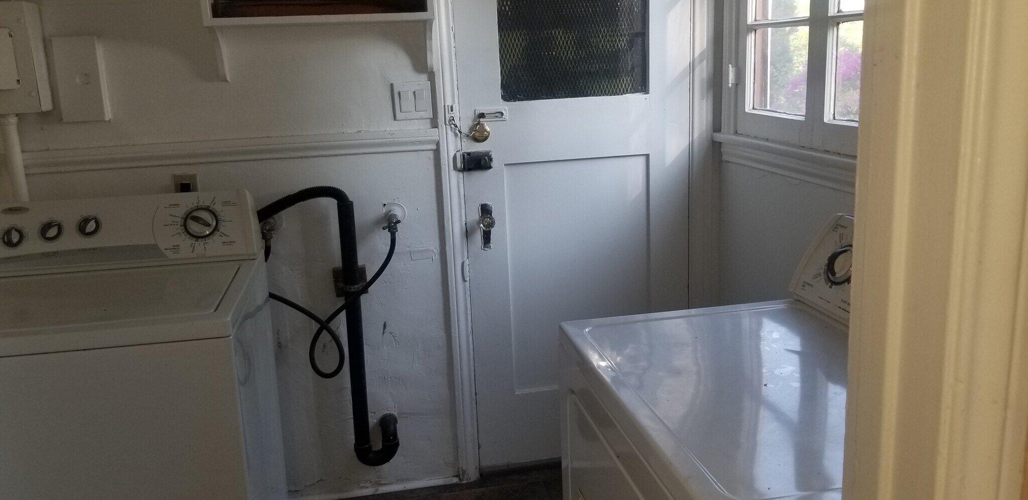 2 washer and dryer - 1278 S Burnside Ave