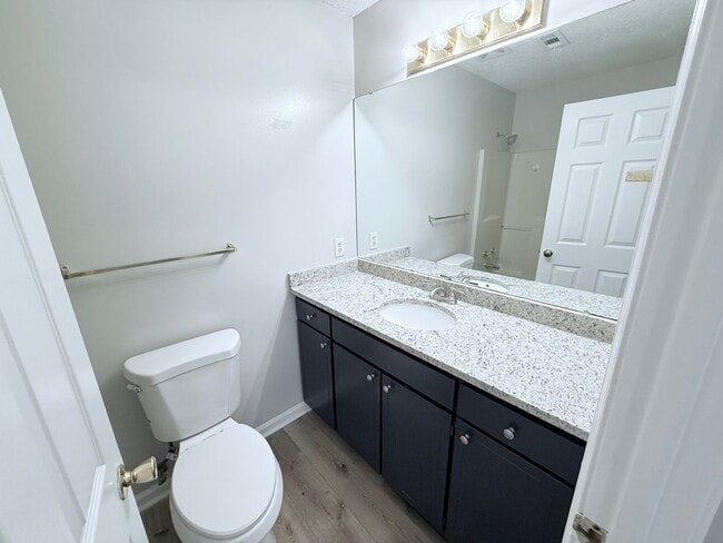 Building Photo - 3BR/3BA For Rent