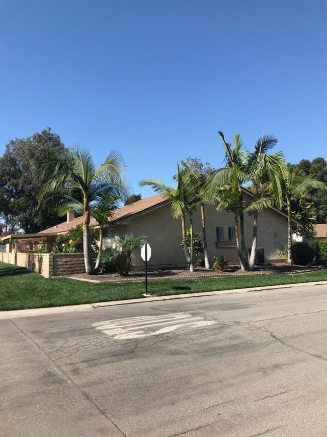 Leisure Village 55 community Camarillo 7103 Village 7 Camarillo CA