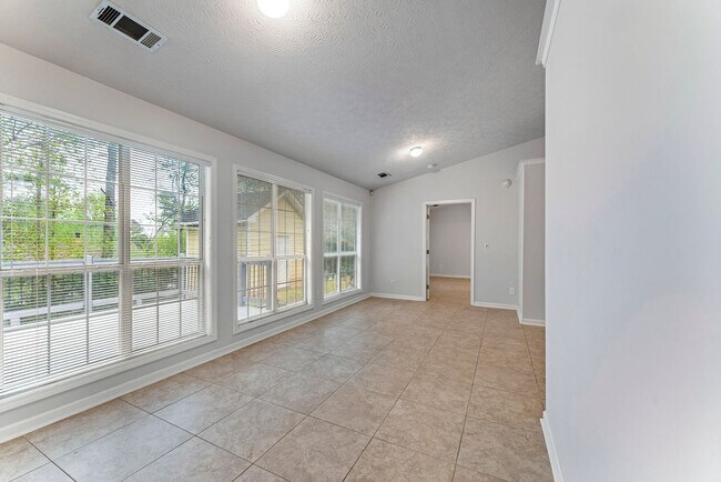 Building Photo - 750 Arbour Glenn Ct NW