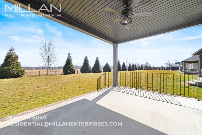 Building Photo - Gated Community Living with Open Views & Designer Kitchen